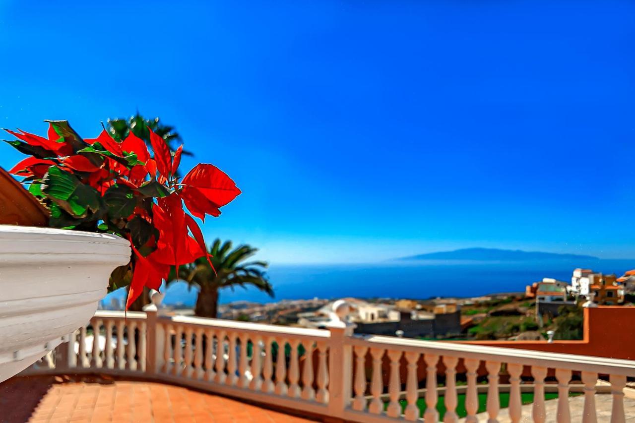 Villa Raquel With Private Pool And Sea View Los Menores Exterior photo